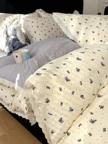 Cirelle 3pcs Vintage Blue Floral Duvet Cover Set With Lace Trim, Shabby Chic Butter White Bedding Set, Soft Microfiber Quilt Cover And Pillow Shams, Cottagecore Bedroom Decor (No Insert) - 5 - View 12