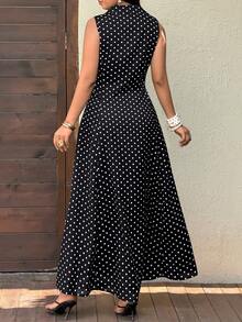 Sunnyshic Vestido Maxi Talla Grande para Mujer con Lunares Negros, Cuello en V con Solapa, Cierre de Botones Delanteros, Cintura Ceñida, Corte A, Elegante Minimalista, Versátil para Vacaciones, Playa, Desplazamiento, Compras, Citas y Uso Diario - Negro - Ver 2