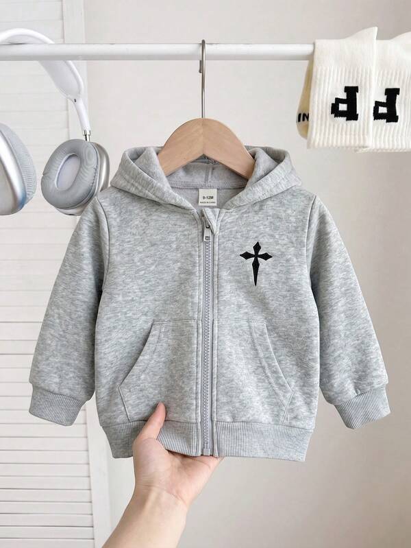 SHEIN Playful Pals Baby Boy Infant Toddler Light Grey Floral Cross Embroidery Pattern Hooded Long Sleeve Zip-Up Sweatshirt Jacket, Left Chest Cross Embroidery Detail, Kangaroo Pocket, Ribbed Cuffs And Hem, Cool Street Style, Versatile Basic Jacket, Can Be Paired With Various Inner Layers And Bottoms, Essential Practical Item For Baby Spring And Autumn, Suitable For Spring, Autumn, Spring/Autumn/Winter, Suitable For 6M-3T, Baby Boy Sweatshirt, Baby Boy Jacket, Baby Boy Top, Baby Boy Sweatshirt