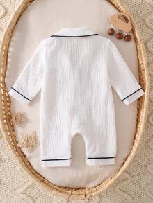 SHEIN Vintaside Kids 新生兒居家連身睡衣，棉質皺褶布料配滾邊，柔軟舒適 - 白色 - 查看 2