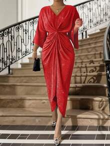 SHEIN Lady Đầm cỡ lớn thanh lịch với phần eo xếp ly xoắn phía trước, thích hợp cho mùa thu. - Đỏ - Xem 8