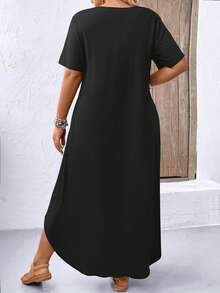 SHEIN LUNE CURVE Plus Size Round Neck Short Sleeve Solid Color Long Dress Maxi Women Outfit - Black - View 2