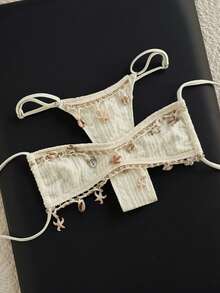 Swim Mod Set Baju Renang Bikini Putih Bertekstur Seksi untuk Liburan Pantai Wanita, Set Bikini Mikro Dua Potong Motif Kerang dan Bintang Laut dengan Rumbai, Bawahan Segitiga Potongan Tinggi - Putih - View 3