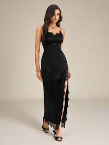 SHEIN Tall Đầm đen phối ren, xẻ tà cao, hở vai, dây mảnh dành cho nữ, thích hợp dự tiệc, trang phục Giáng sinh, trang phục Năm mới, đầm dự tiệc thanh lịch, đầm gợi cảm, đầm đen, phong cách quý tộc cổ điển. - màu đen - Xem 1