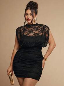 SHEIN BAE CURVE Vestido mini de encaje negro para mujer talla grande - Negro - Ver 3