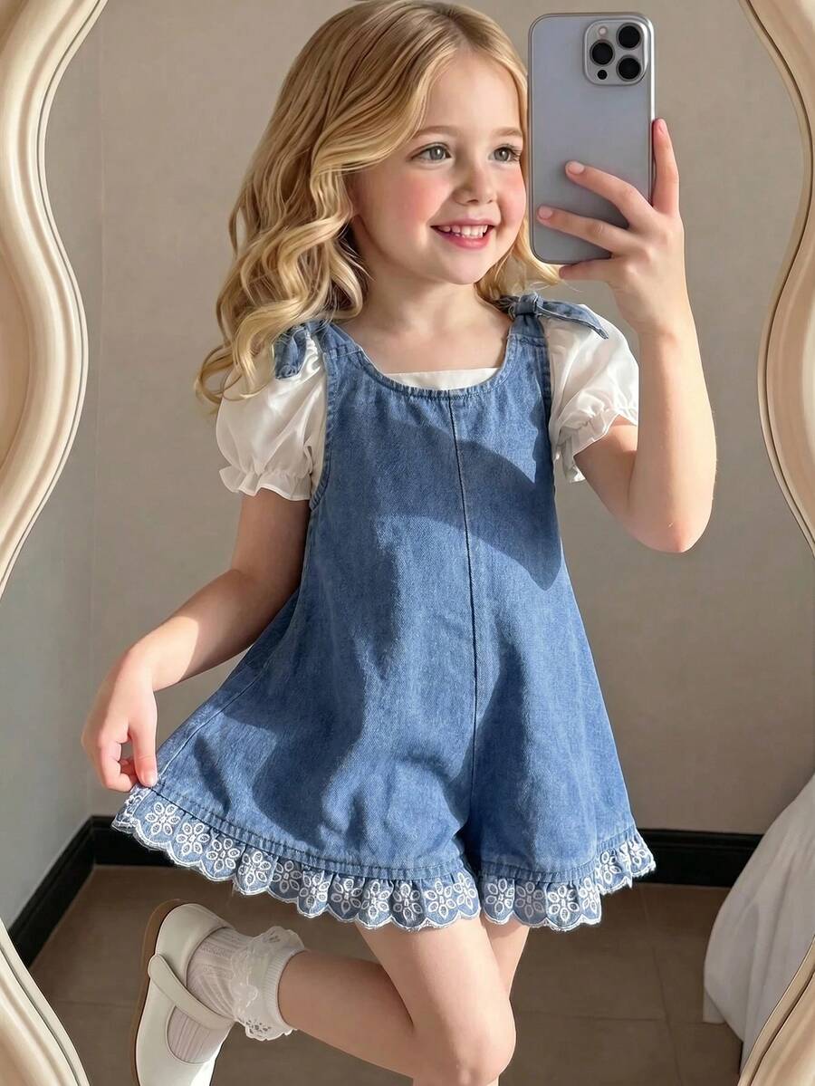 SHEIN Jumpsuit Overall Denim Biru Longgar dengan Bordir Bunga Lembut dan Hem Berumbai untuk Musim Panas Anak Perempuan, Cocok untuk Pakaian Kembali ke Sekolah Anak Perempuan - Light Wash - View 1
