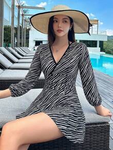 DAZY 女款長袖條紋裝飾掛脖綁帶露背連身衣 - 彩色 - 查看 3