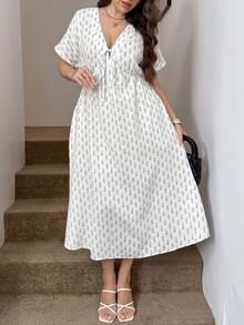 SHEIN LUNE Plus Size Women's V-Neck Bow Tie Short Sleeve Floral Print Fashion Dress Black And White Summer Cottage Core Boho Beach Vacation - White - View 3