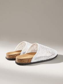 Solecia Sandal Wanita Ujung Bulat Anyaman Tali Buatan Tangan, Desain Retro, Elegan dan Indah, Mudah Dipakai dan Dilepas, Sol Lembut dan Nyaman Dipakai di Luar Sepatu Kerja - Putih - View 8