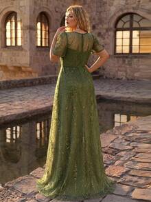 Glamrae Plus Size Elegant Romantic Champagne Square Neck Short Sleeve Sheer Rhinestone & Pearl Embellished A-Line Evening Gown For Wedding Party Celebration Formal Occasion Event (Intricate Design) - Army Green - View 2