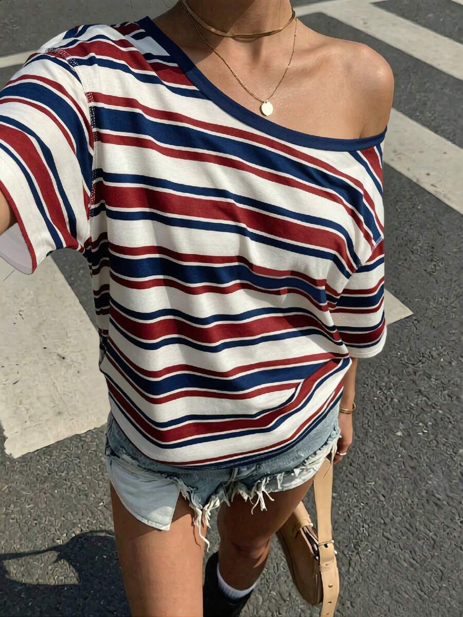 SHEIN EZwear Casual Minimalist All-Over Print Off-Shoulder Loose Short Sleeve T-Shirt For Women,Summer Top - Multicolor - View 1