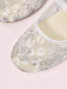 CUCCOO DOLLMOD 女鞋，可愛圓頭藍色，花朵蝴蝶刺繡網面鞋面，金屬扣帶平底鞋，瑪麗珍 - 丁香花-藍 - 查看 4