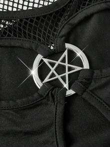 ROMWE Grunge Punk 深色龐克鏤空胸部設計網格拼接性感修身大尺碼女款T恤 - 黑色 - 查看 4