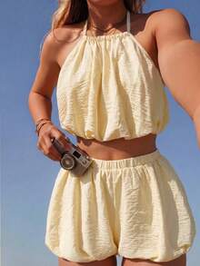 SHEIN Set Atasan Halter Neck dengan Potongan Lentera dan Celana Pendek dengan Potongan Lentera - Kuning - View 4