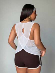 Easithlete Plus Size Solid Color Crop Top Fitness Vest - White - View 4