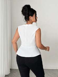 Elenzga Plus Size Women's Fashionable Solid Color Sleeveless Shirt - White - View 2