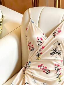 GlowEve New Spring And Summer Fashion Vacation Date Brunch Digital Printed Champagne Halter Dress Romantic Elegant - Multicolor - View 6
