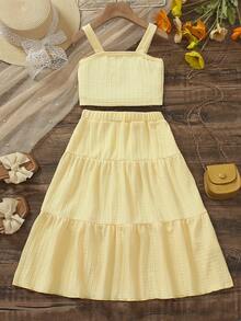 SHEIN Elladie kids 夏季新款素色紋理甜美優雅吊帶上衣與素色紋理蛋糕裙2件套，夏季女孩新款2件套套裝，女孩洋裝套裝 - 黃色 - 查看 8