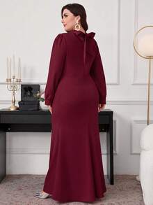 Modelyn 大码女式时尚简约优雅收腰修身连衣裙 - 酒紅色 - 查看 2