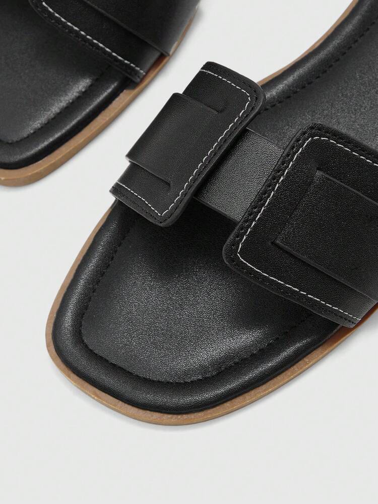 CUCCOO BIZCHIC Summer New Black Beach Vacation Casual Ladies Flat Sandals