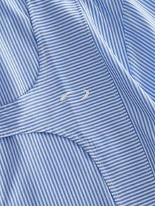 GENTILAND Camisa de manga corta a rayas azul pizarra para hombre, corte holgado con detalle bordado - Azul - Ver 4