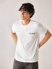 Strevion Men's Minimalist Tom & Jerry Graphic Print Round Neck Short Sleeve T-Shirt, Summer - White - View 4
