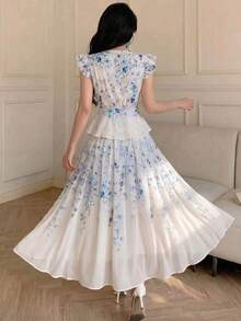 Modelyn 女款法式花卉印花荷葉邊飛袖上衣與高腰喇叭裙兩件套，度假風穿搭 - 藍色 - 查看 2
