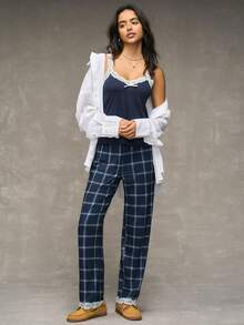 SHEIN Casual Underwear&Sleepwear 女士撞色蕾丝拼布吊带背心和格子印花长睡裤套装 - 藏蓝色 - 查看 5