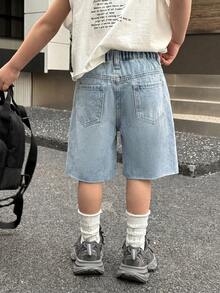 SHEIN Little Byeori 大童男孩時尚休閒 Y2K 復古簡約舒適十字圖案鏤空破洞磨邊藍色寬鬆牛仔短褲，柔軟日常穿著，適合兒童春夏電音節慶與海灘 - 藍色 - 查看 3
