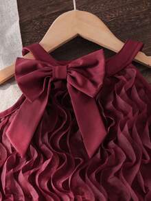 SHEIN 度假季節 4-7 歲女孩 扶桑花海灘夏季時尚掛脖上衣 & 短褲 2 件套 - 玫紅色 - 查看 4