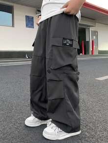 SHEIN Little Byeori 儿童/青少年男童休闲舒适印花直筒宽松梭织裤，适合上学、花园、海滩、生日、春、夏、秋、冬等场合穿着。 - 灰色 - 查看 3