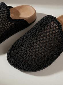 Solecia Women's Flat Bottom Round Toe Mesh Hollow Beach Vacation Shoes - Black - View 6