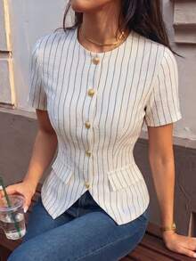 Ritzy Row 女款黑白條紋優雅法式風格梭織圓領短袖襯衫，假口袋上衣，夏季休閒優雅通勤襯衫 - 杏色 - 查看 7