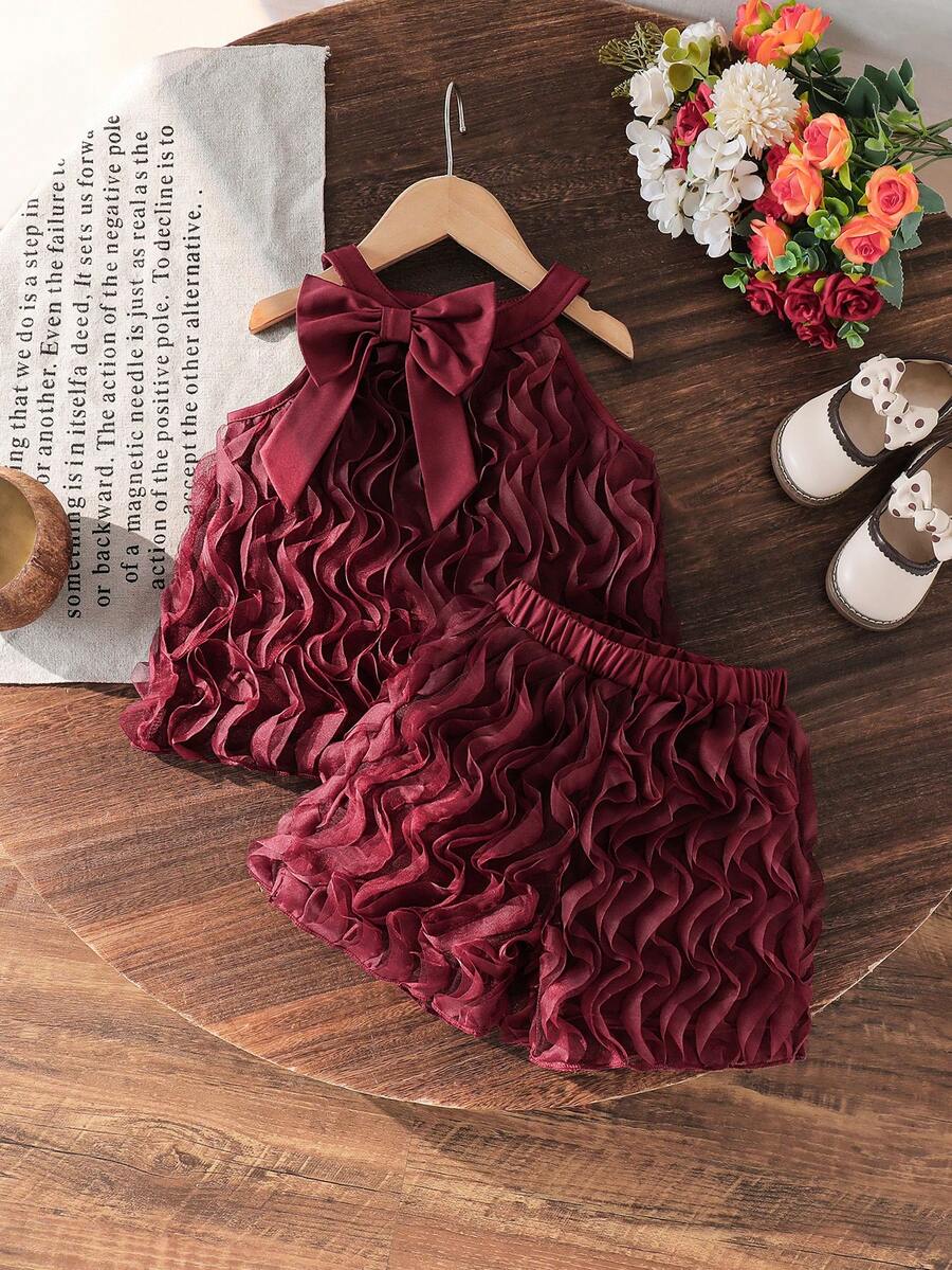 SHEIN 度假季節 4-7 歲女孩 扶桑花海灘夏季時尚掛脖上衣 & 短褲 2 件套 - 玫紅色 - 查看 1