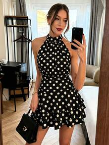 SHEIN PariChic 女款棕色優雅浪漫波點印花掛脖式修身腰褶皺荷葉邊短洋裝，春夏新款情人節約會度假休閒浪漫法式無袖多層荷葉邊生日海灘度假洋裝 - 黑色 - 查看 3
