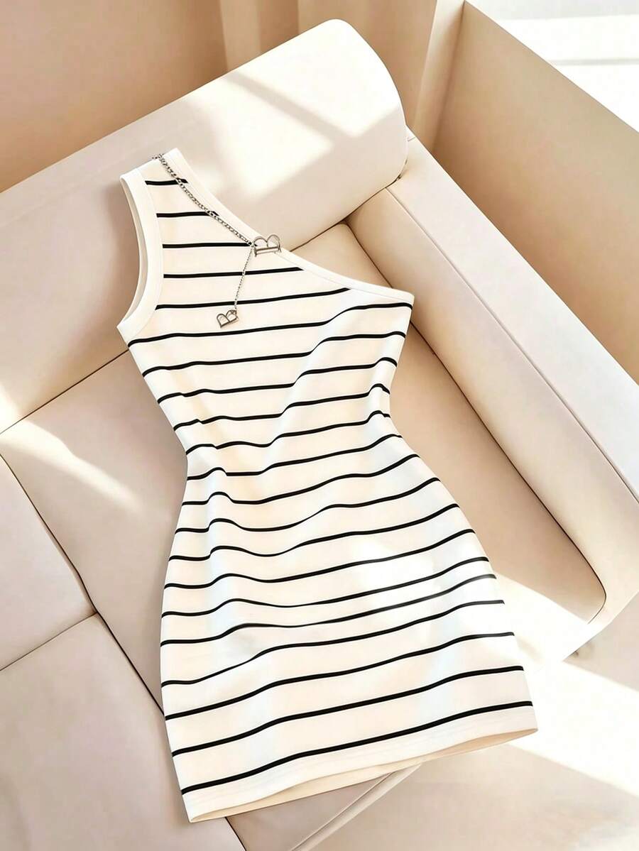 Franclia Fashionable Fitted Sexy Asymmetrical Shoulder Striped Mini Dress For Women - White - View 1