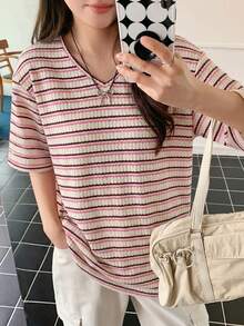 DAZY Camiseta de mujer a rayas con cuello en V, manga corta, casual, versátil, con gráfico, para verano - Multicolor - Ver 1