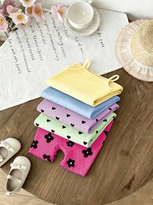 [Random 5pcs, Send 1pc]Vintage Sweet Rose Red Mini Floral Print Pattern Baby Girl Casual Camisole Romper Shorts Suitable For Spring And Summer - Multicolor - View 3