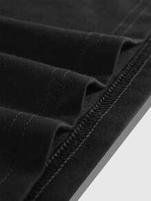 ROMWE MEN Goth Kaos Kasual Pria Lengan Pendek Kerah Bulat dengan Motif Sayap - Hitam - View 5