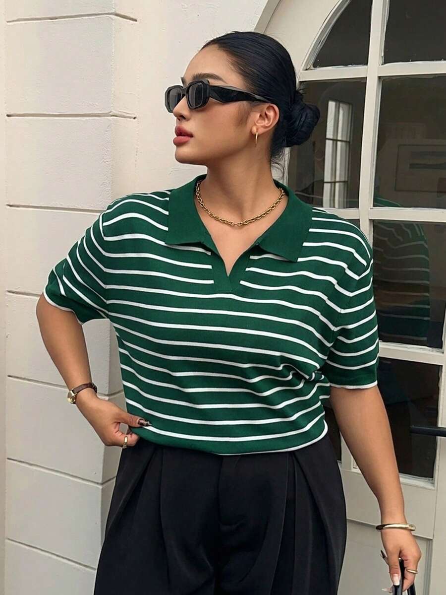 Dazy Plus Top de punto de manga corta con cuello polo, patchwork de bloques de color, divertido y casual, talla grande para mujer, primavera/verano - Verde Oscuro - Ver 1