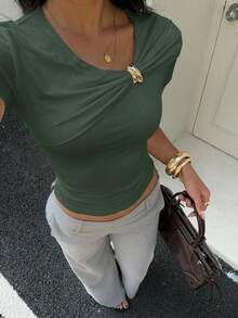 Aloruh Blusa casual elegante para mujer con decoración metálica en el cuello/Blusa versátil de color albaricoque para combinar con todo - Verde Oscuro - Ver 8