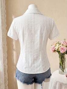 SHEIN 條紋前扣短袖休閒襯衫 燈籠袖 蝴蝶結 抽褶腰身 A字版型 修身 青少年夏季適合通勤度假休閒 - 白色 - View 2