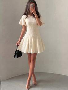 Modelyn 女款春夏白色編織鏤空刺繡荷葉袖收腰A字優雅浪漫中長洋裝 - 白色 - 查看 9