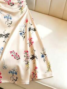 GlowEve New Spring And Summer Fashion Vacation Date Brunch Digital Printed Champagne Halter Dress Romantic Elegant - Multicolor - View 5