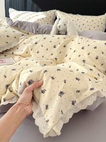 Cirelle 3pcs Vintage Blue Floral Duvet Cover Set With Lace Trim, Shabby Chic Butter White Bedding Set, Soft Microfiber Quilt Cover And Pillow Shams, Cottagecore Bedroom Decor (No Insert) - 5 - View 5