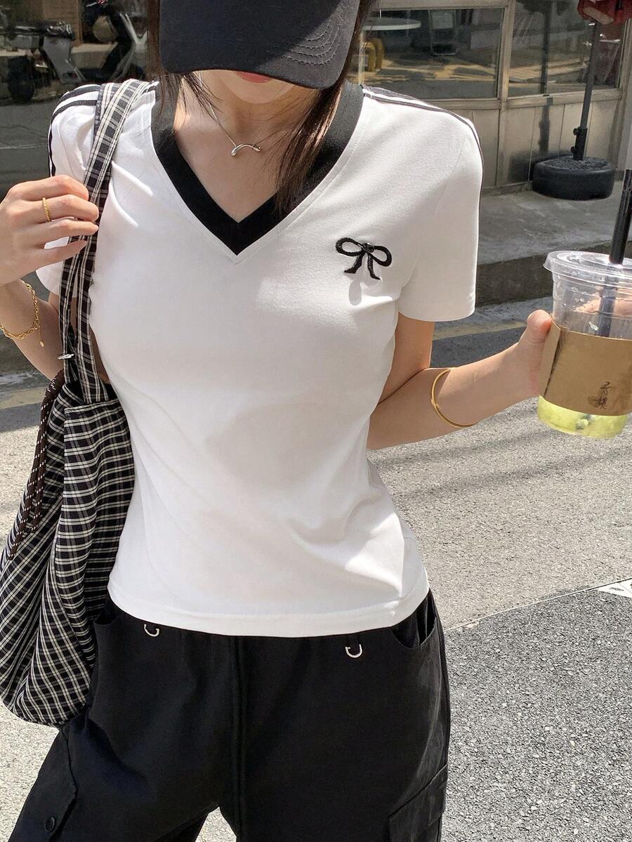 DAZY Bow Embroidery Loose Short Sleeve Round Neck Women's T-Shirt - White - View 1