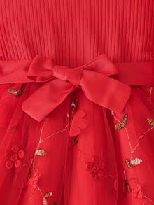 SHEIN Vestido elegante y dulce de punto acanalado rosa con manga corta de casquillo para niñas bebé, con vestido de malla floral 3D y cinturón de cintura, lindo conjunto elegante de verano para vacaciones y fiestas - Rojo - Ver 6