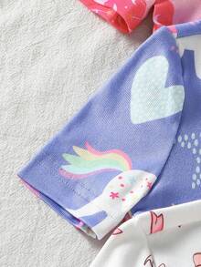 [Enviado al azar 1 set]Pijama de 2 piezas para bebé niña con top de cuello redondo y manga corta y pantalones largos. Este conjunto rosa claro y blanco presenta un estampado caprichoso de elefante de dibujos animados y estrellas de buenas noches con nubes y lazos. Confeccionado en tela de punto suave para una sensación agradable al tacto durante el descanso casual y el sueño en todas las estaciones. - Multicolor - Ver 4