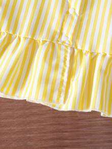 SHEIN Vintaside Kids 2件組女嬰幼童/新生兒0-3歲春夏休閒甜美日常度假條紋梭織無袖背心上衣寬腿褲套裝 - 黃色 - 查看 7