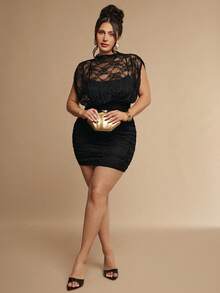SHEIN BAE CURVE Vestido mini de encaje negro para mujer talla grande - Negro - Ver 5